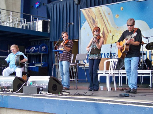 Atlantic Wave at Milwaukee Irish Fest, Miller Lite Stage 2009